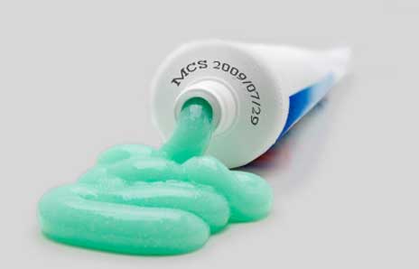 MCS: Die Zahnpasta lässt sich nicht mehr in die Tube zurückdrücken